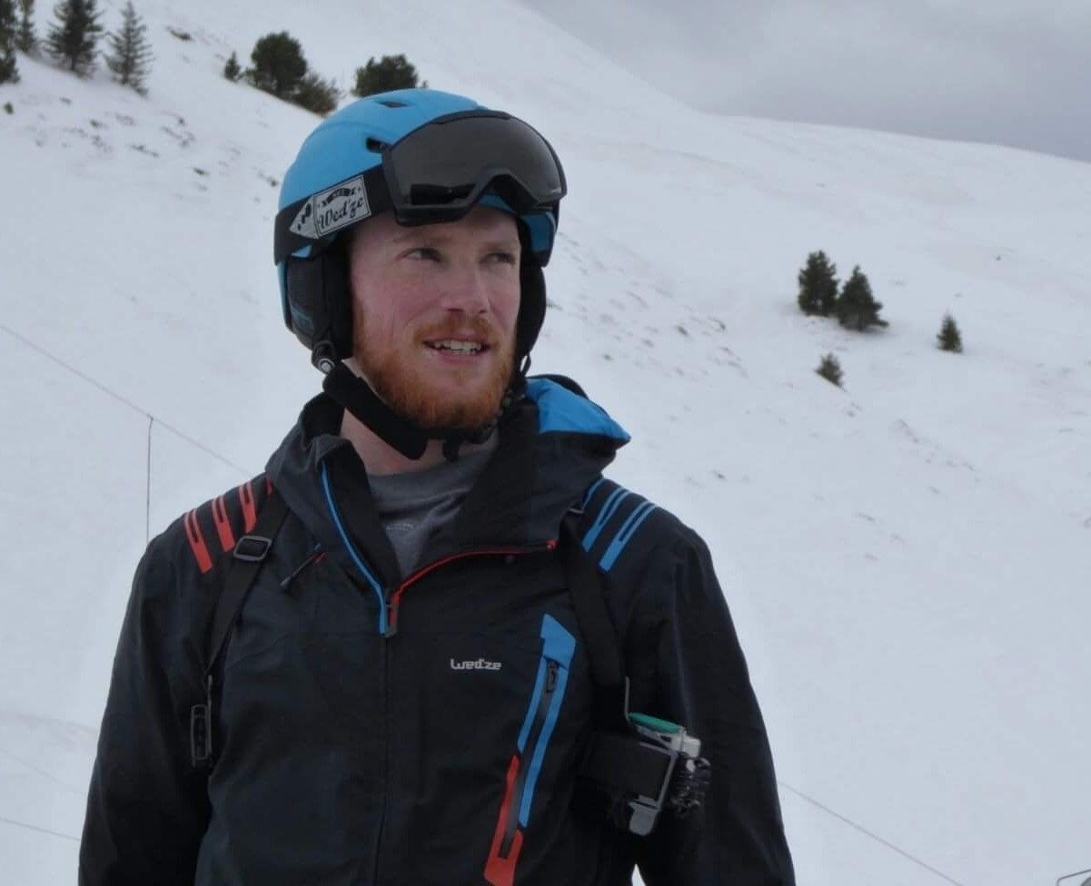Joe photo for meet the team 003